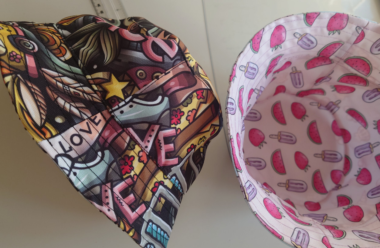 blog-bucket-hat-made-in-europe-bedrucken-allover-mit-deinem-logo