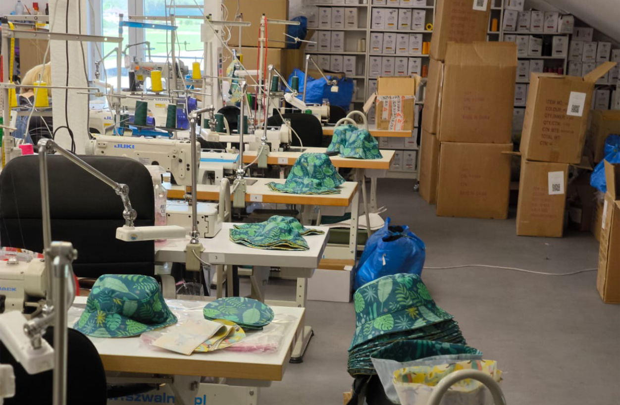 blog-bucket-hat-made-in-europe-bedrucken-allover-produktion