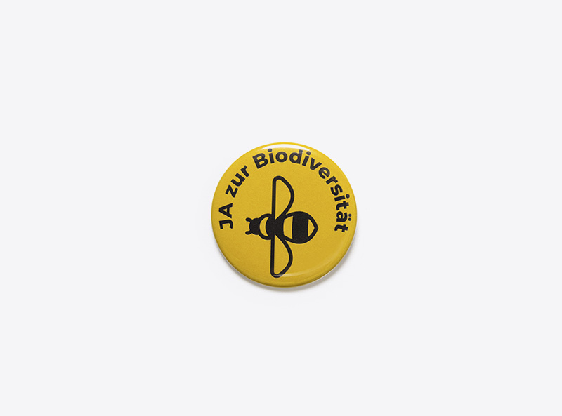 Button Biodiversitaets Initiative Der Politikwerkstatt Biene Gelb