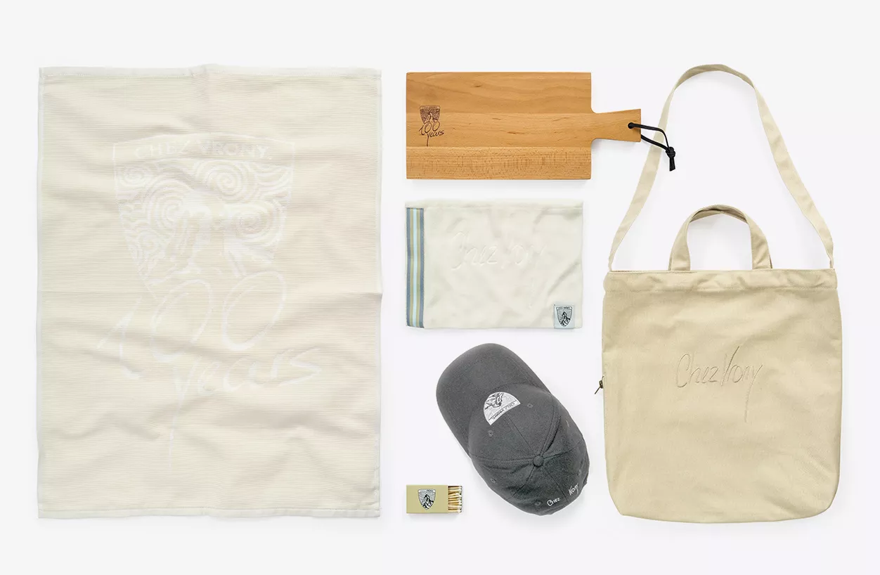 Chez Vroni Souvenirs Blog Merch