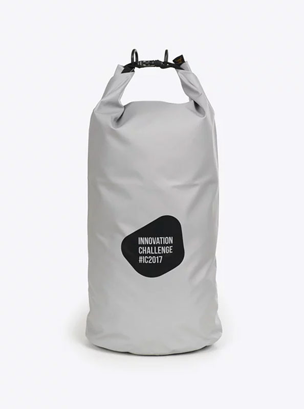Dry Bag 10l Innovation Challenge Mit Logo Bedrucken Blachenmaterial