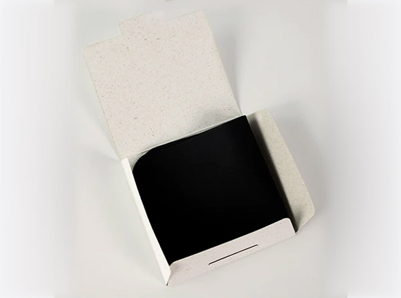 extras mikrofaser brillentuch eu karton verpackung offen